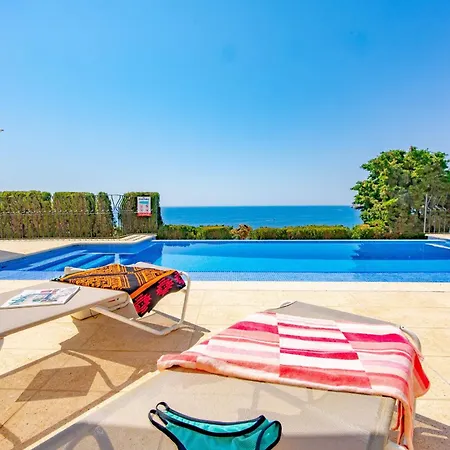 Villa Quimera - Plusholidays *